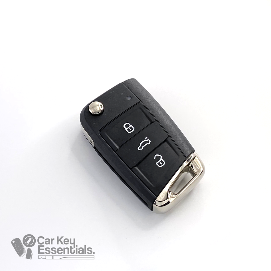 Volkswagen / 5G0 / MQB48 / HU162T / 3 Button Flip Remote - Chrome